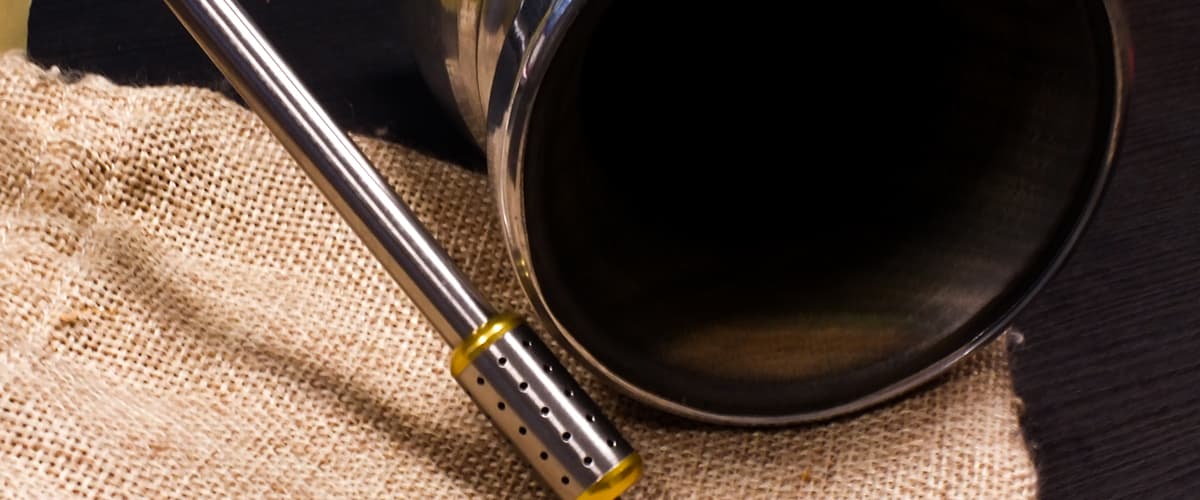 Matero palo santo Hercules to idealny wybór dla miłośników tradycji i zwolenników aromatycznych naparów z yerba mate.