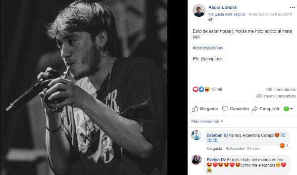 Paulo Londra pije yerba mate