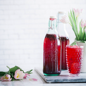 PoYerbani walczą z upałem: zmrożona yerba mate z hibiskusem.